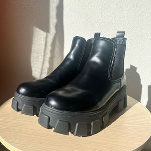 Circus women’s platform boots